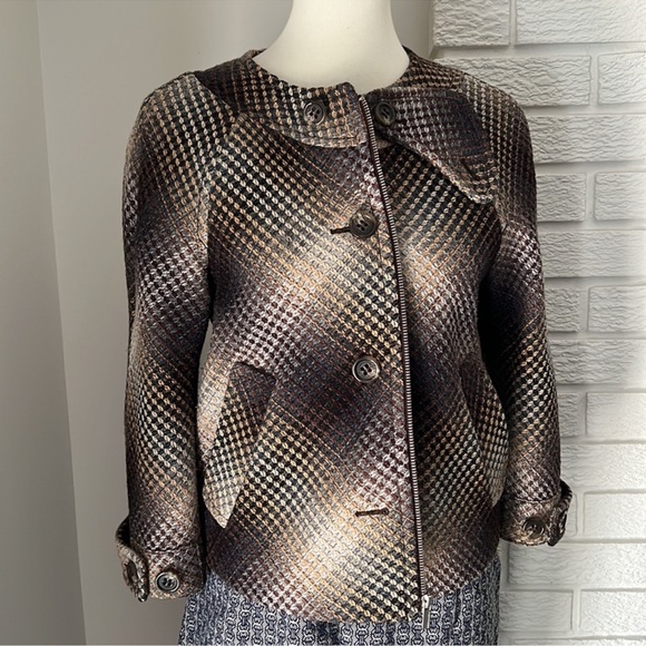 BCBG maxazria amazing wool jacket fully lined - Picture 3 of 6
